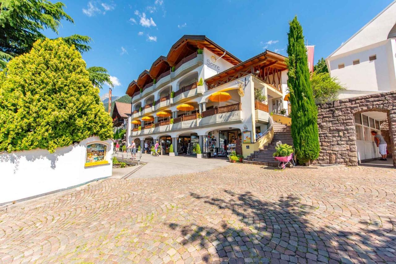 Hotel Sonne Tirol Buitenkant foto