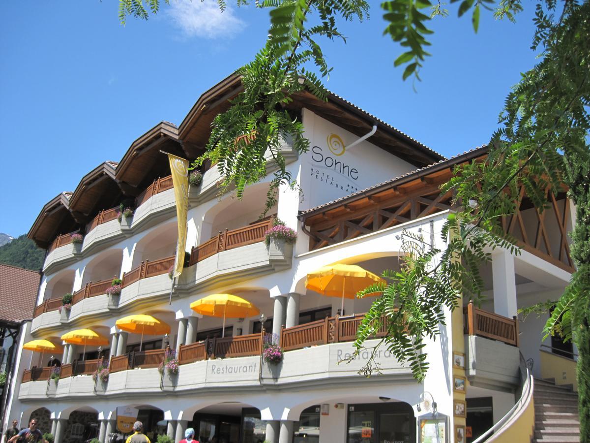 Hotel Sonne Tirol Buitenkant foto